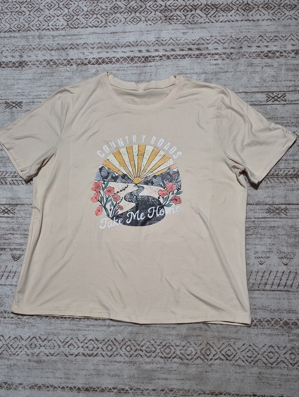 Source Unknown Cream 'Country Roads' Graphic Tee
